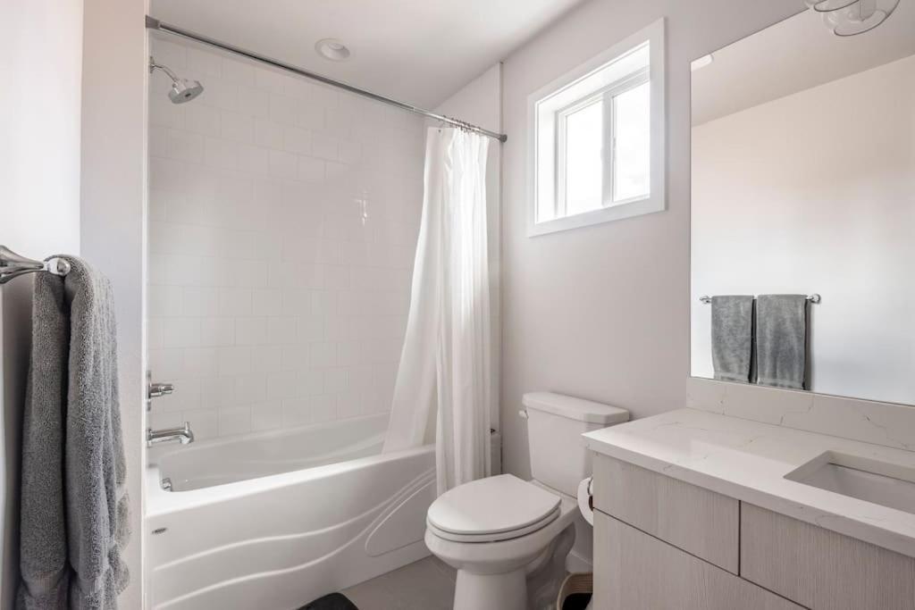 Comfy Family Home, Walkable Neighborhood + Patio! Portland Ngoại thất bức ảnh