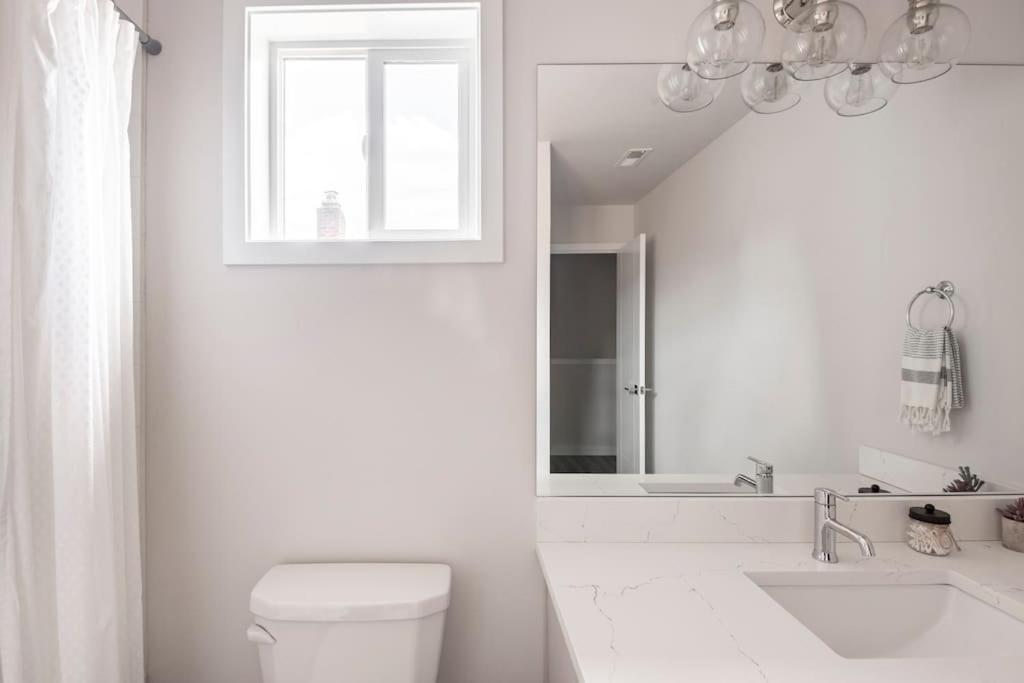 Comfy Family Home, Walkable Neighborhood + Patio! Portland Ngoại thất bức ảnh