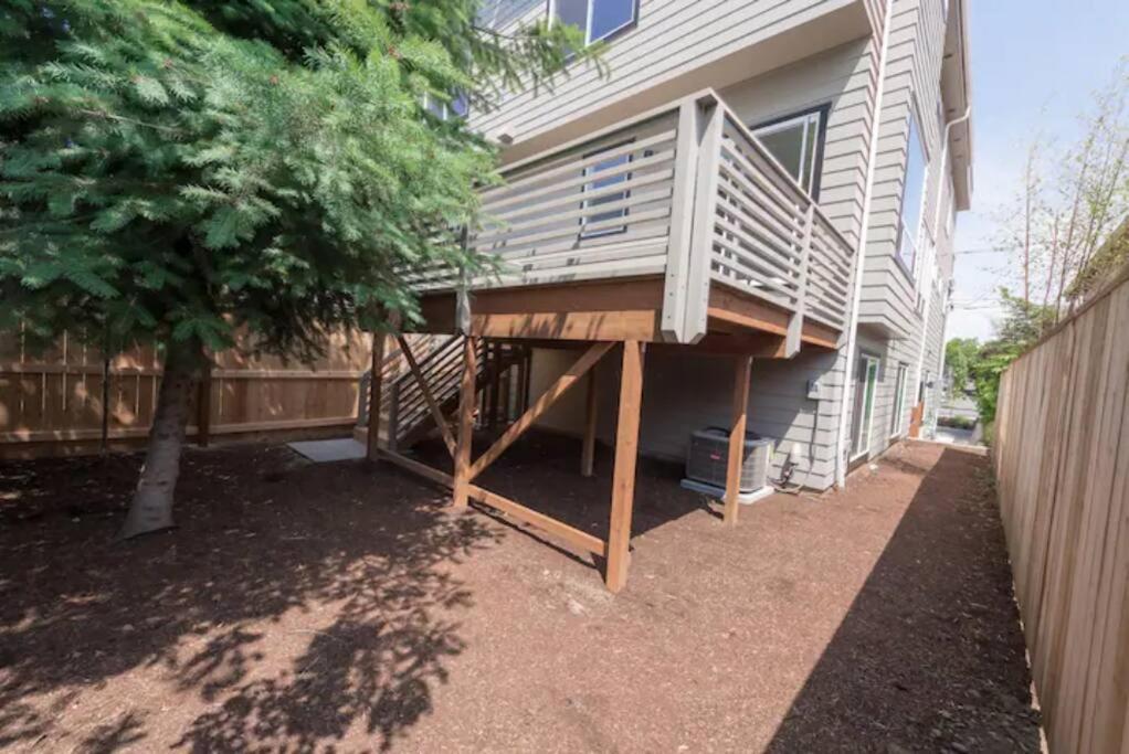 Comfy Family Home, Walkable Neighborhood + Patio! Portland Ngoại thất bức ảnh