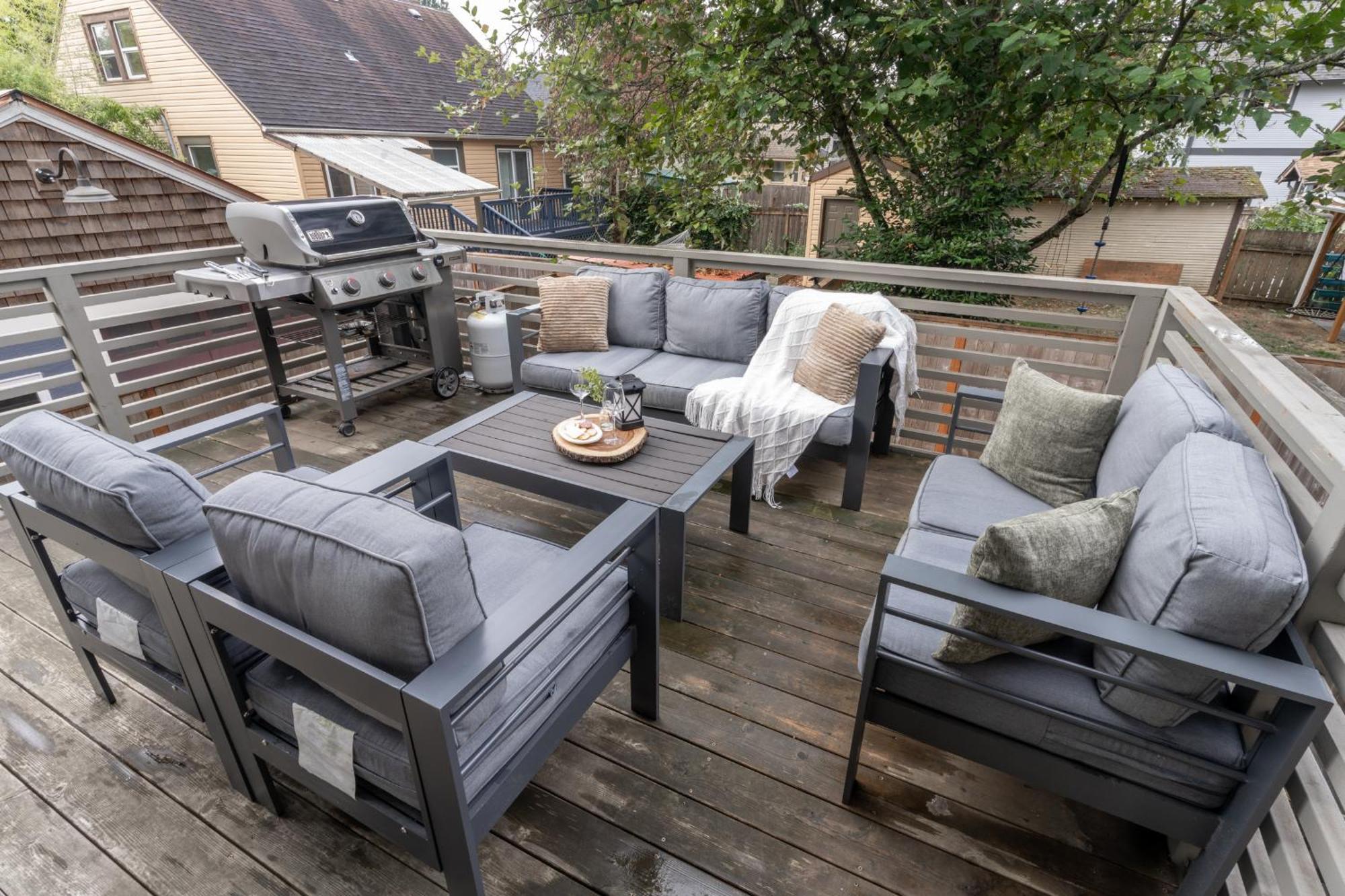 Comfy Family Home, Walkable Neighborhood + Patio! Portland Ngoại thất bức ảnh