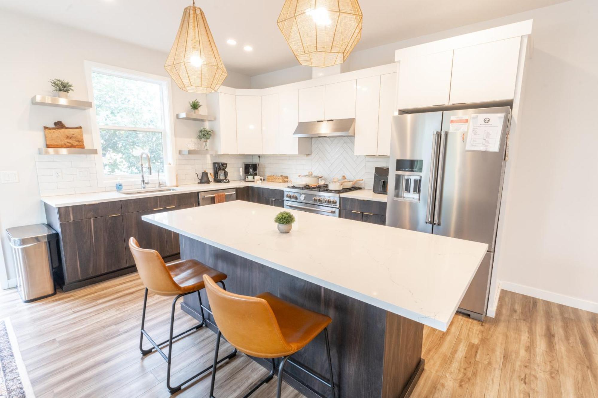 Comfy Family Home, Walkable Neighborhood + Patio! Portland Ngoại thất bức ảnh