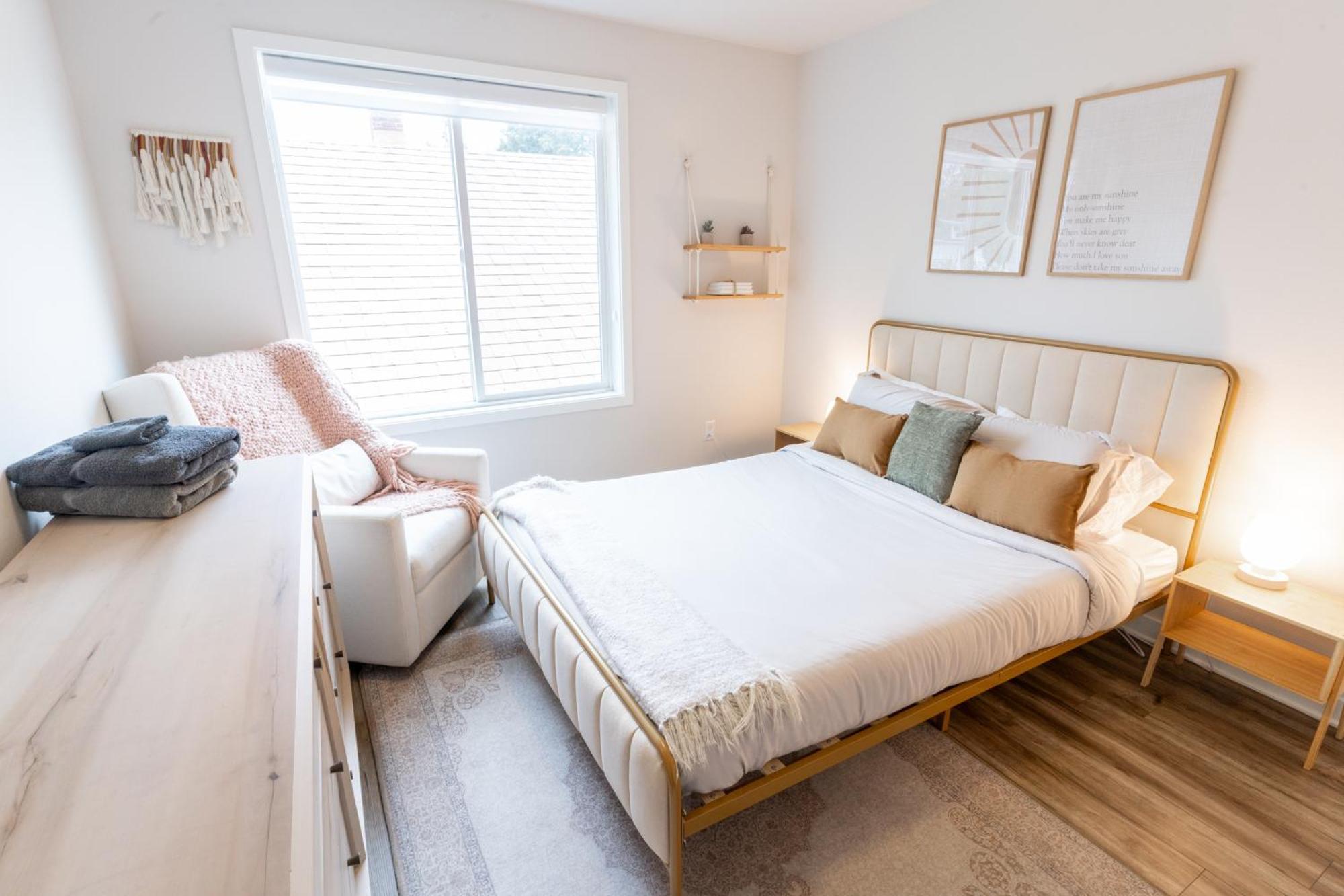 Comfy Family Home, Walkable Neighborhood + Patio! Portland Ngoại thất bức ảnh