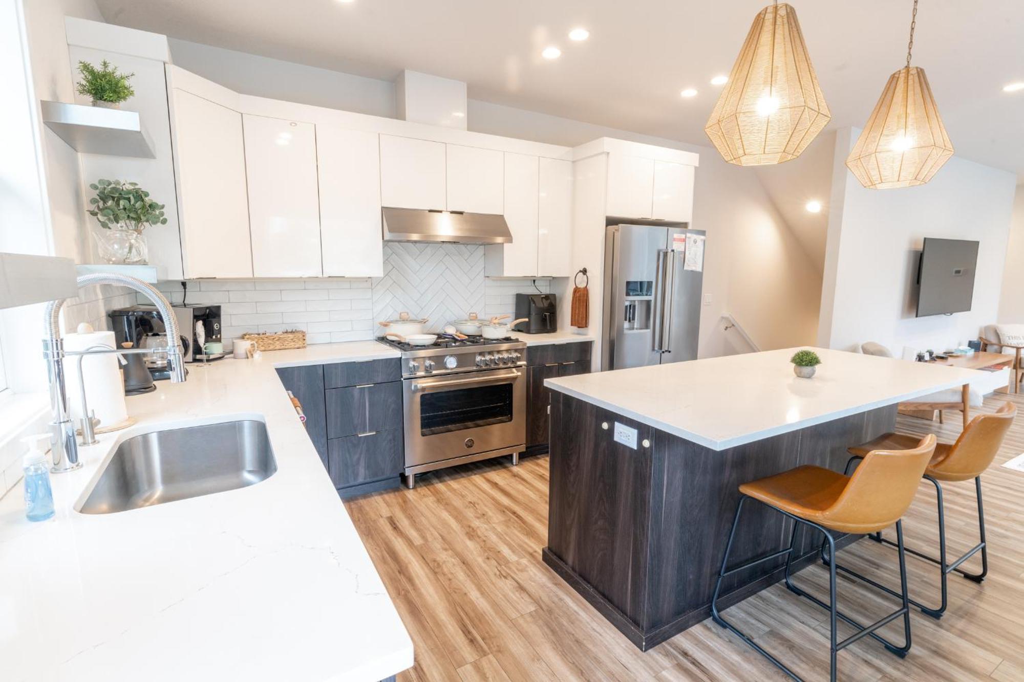 Comfy Family Home, Walkable Neighborhood + Patio! Portland Ngoại thất bức ảnh